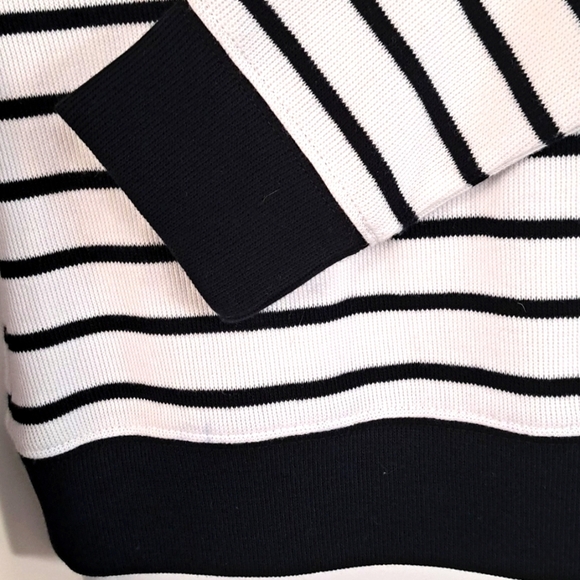 [Lauren Ralph Lauren] Black and White Striped Toggle Lightwight Sweater Size SP - Picture 7 of 8